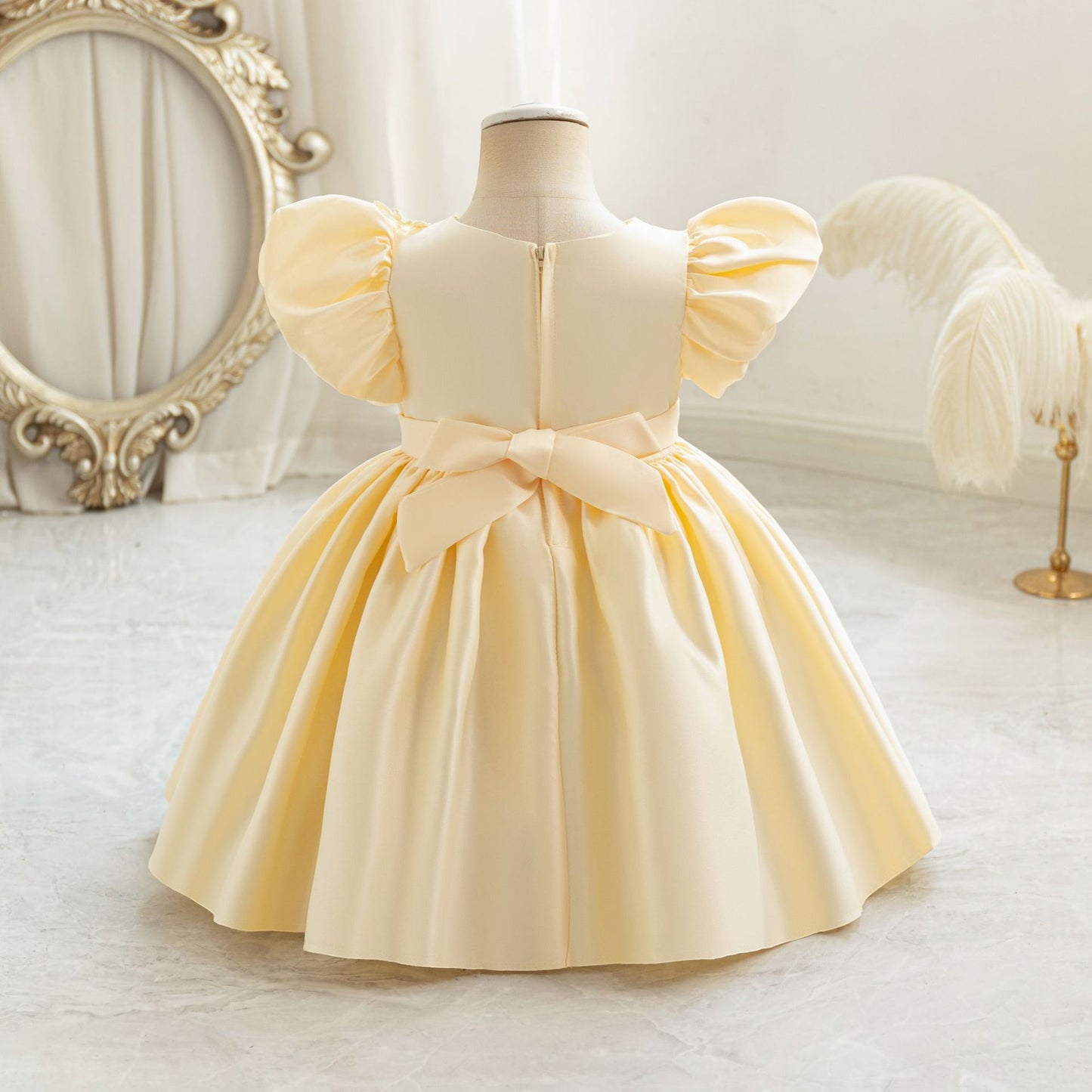 Imported đ Girlsâ Autumn Satin Flower Girl Dress â Birthday & Party Outfit