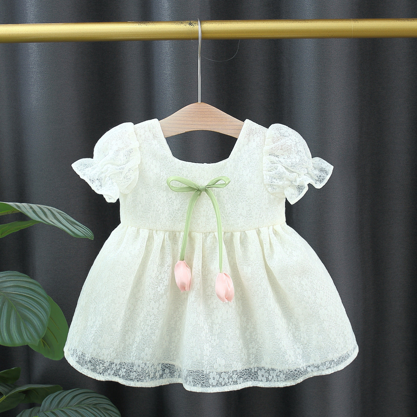 Imported 🌸 Girls’ Summer Lace Tulip Dress – Short Sleeve Princess Style