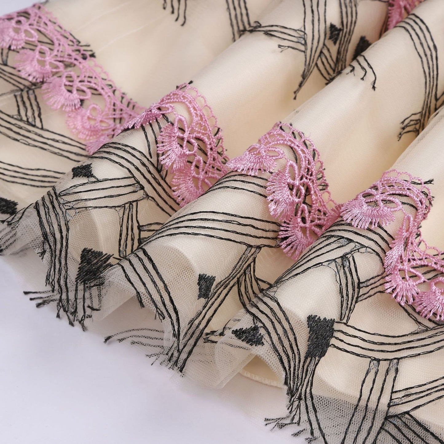 Imported  ✨ Girls’ Mesh Cake Dress Set – European & American Style Piano Performance Outfit